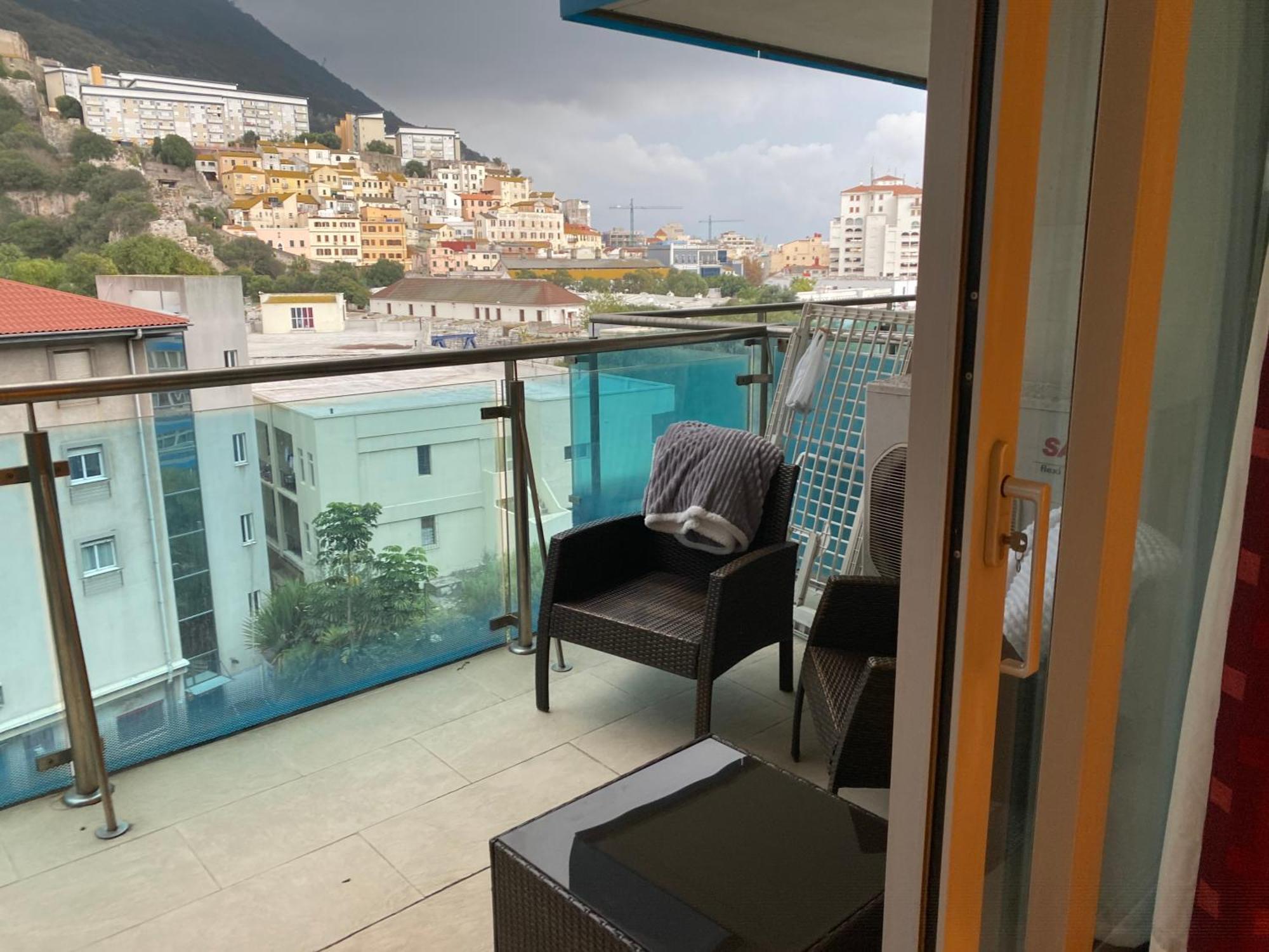 Swimming Pools Apartment In Ocean Village - 2 Bed 2 Bath Rock View Gibraltar Exterior photo